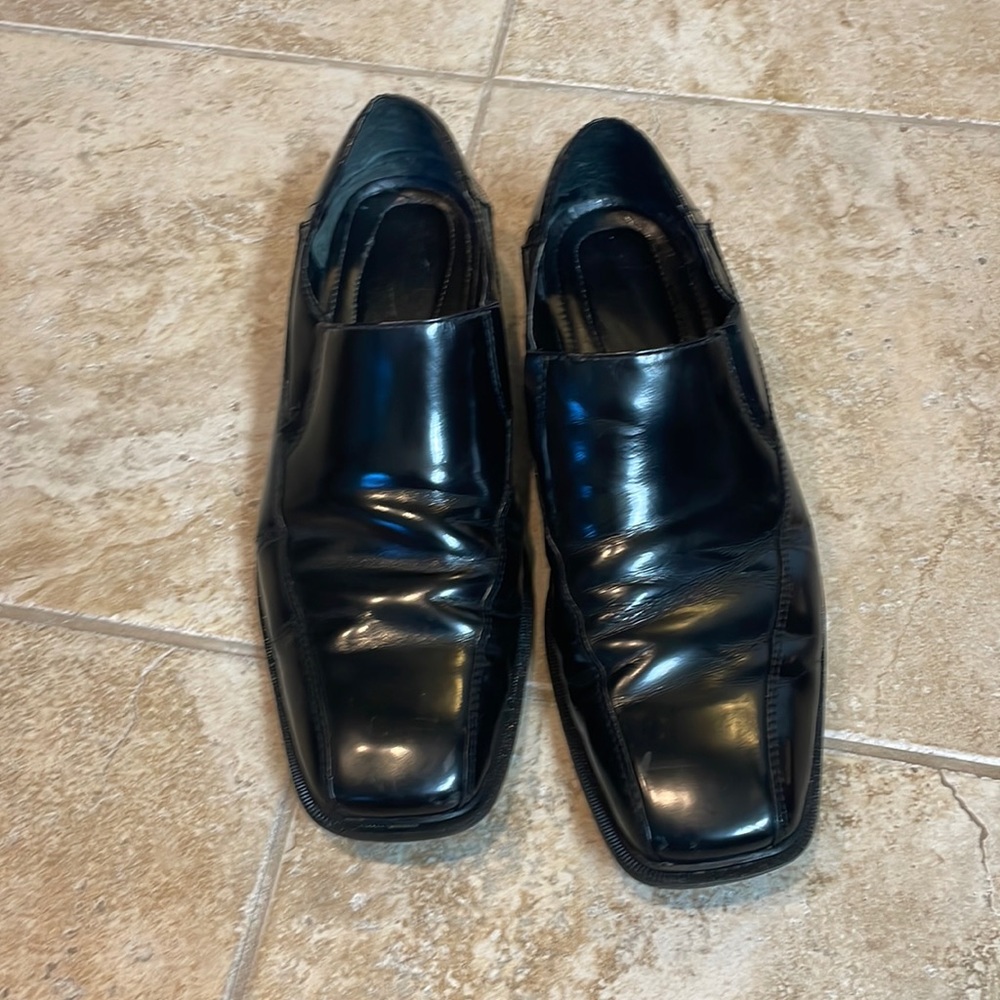 Mens dress shoe